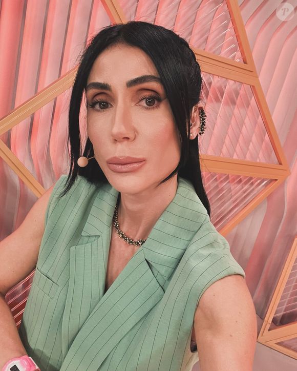 Michelle Barros já não estava mais se reconhecendo no espelho e não tem vergonha de admitir que exagerou