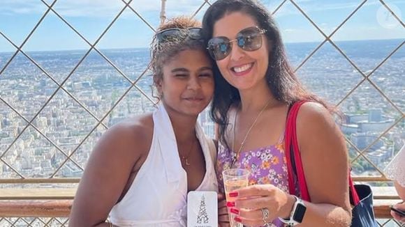 Elaine estava grávida de Luiza Flor quando se casou com Neguinho da Beija-Flor; a garota completará 17 anos em setembro