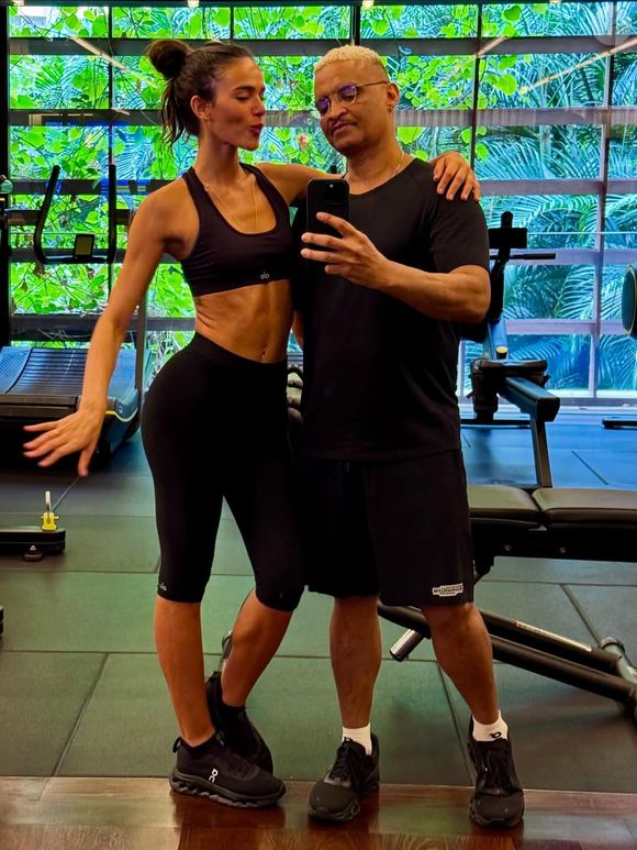 Bruna Marquezine está com o percentual de gordura corporal baixíssimo