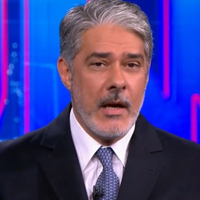 ‘Momento histórico’: William Bonner, ao vivo, abre o jogo sobre sua saída do ‘Jornal Nacional’ e emociona o público nas redes sociais; assista