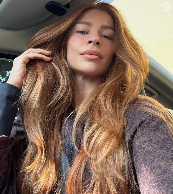 Novo cabelo de Grazi Massafera chama atenção pelo brilho e pelo tom cobre nude personalizado