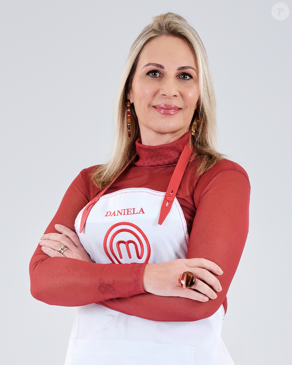 Daniela é uma advogada de Petrópolis com influências italianas e baianas promete surpreender no tempero do MasterChef Brasil