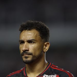 Danilo, do Flamengo, é figura constante nas convocações e foi chamado pelo técnico Carlo Ancelotti para a disputa do Mundial. Ele é considerado uma peça de grande liderança e experiência no grupo, sendo cotado como o titular da lateral-direita para a competição