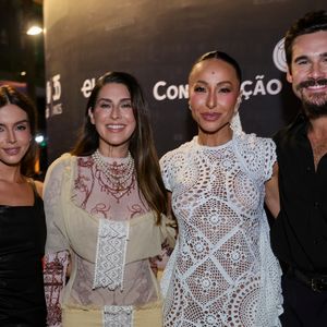 Giovanna Lancellotti, Fernanda Paes Leme, Sabrina Sato e Nicollas Prattes juntos em evento