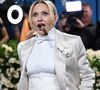 Madonna no Met Gala 2025: charuto em punho, ela provoca e conquista as redes sociais com sua atitude ousada