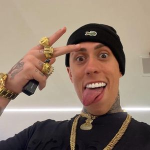 Uma das primeiras mudanças de MC Daniel foram nos dentes