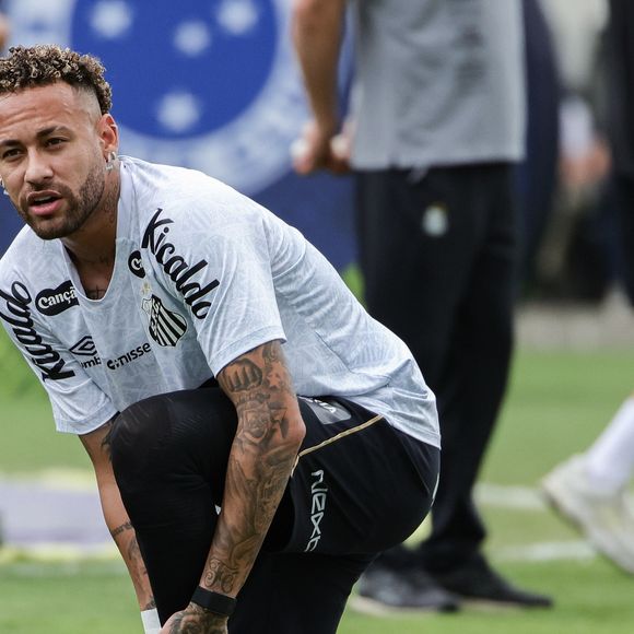 Jato particular de Neymar Jr possui três motores e autonomia de cerca de 8.800 quilômetros