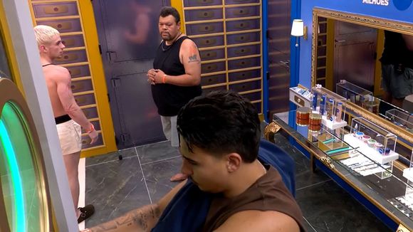 Uma frase curta de Babu no 'BBB 26' foi decisiva - e icônica - para Pedro apertar o botão e desistir, mas poucos notaram