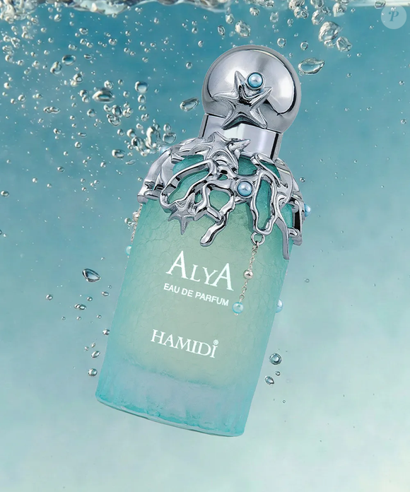 Na lista de perfumes favoritos da minha mãe na menopausa também está o Alya, da Hamidi, uma fragrância sem álcool que combina bergamota, mandarina, pêssego-branco e flor de laranjeira