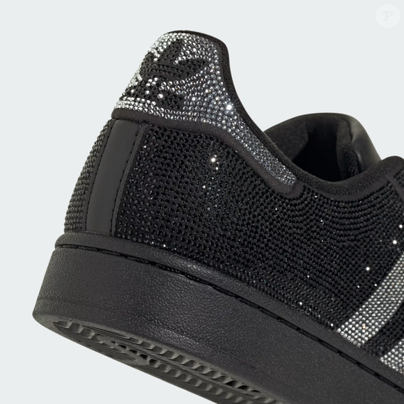 Chamativo, sofisticado e nada discreto: novo tênis da Adidas que coincide com o lançamento da cinebiografia de Michael Jackson promete ser um dos lançamentos mais comentados do ano