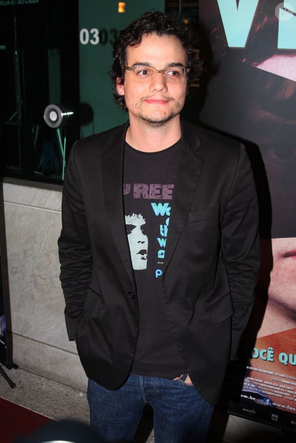Wagner Moura, há 18 anos, foi submetido a um momento infame na cerimônia de uma outra premiação