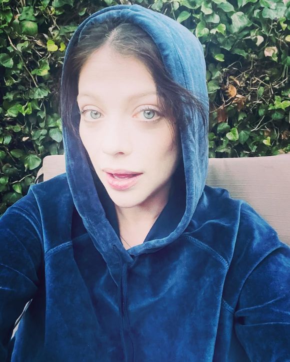 Internautas também apontaram possíveis plásticas no rosto de Michelle Trachtenberg