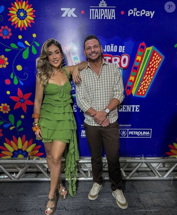 O Purepeople tenta contato com representantes da banda Desejo de Menina. O espaço segue aberto