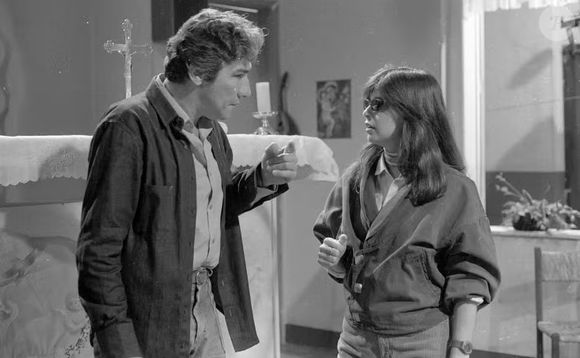 Novela 'Roque Santeiro', lançada em junho de 1985, reduziu número de espectadores em sessões de teatro e cinema, adiando lançamento de filmes