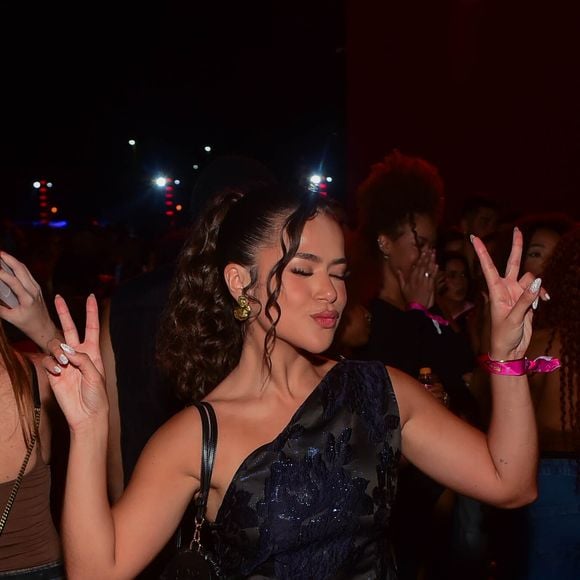 Maisa Silva apostou no pretinho básico para o show de despedida da turnê Numanice, de Ludmilla