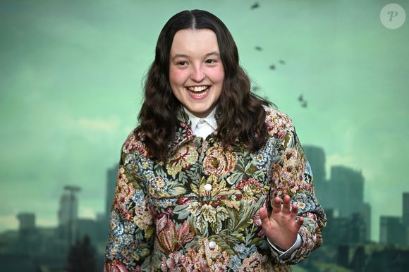 A atriz Bella Ramsey vive Ellie na série 'The Last Of Us', adaptação de um dos jogos de maior sucesso dos últimos anos