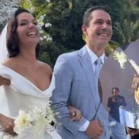 Buquê do casamento de Isis Valverde e Marcus Buaiz é disputado por Sophie Charlotte, mas vai parar em outras mãos. Saiba quem pegou!