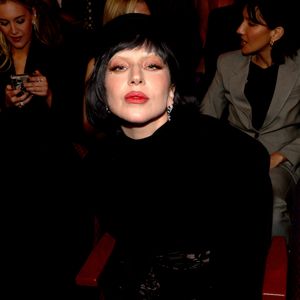 Muito além do seu show na Praia de Copacabana, Lady Gaga também é conhecida por uma pele impecável e sem defeitos