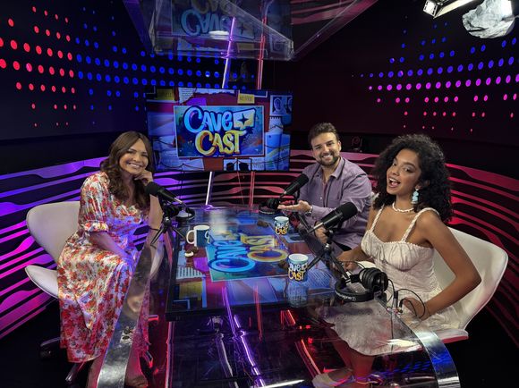 Luiza Tomé comentou sobre o significado de 'Tieta', em exibição no 'Vale a Pena Ver de Novo' da Globo: ''Tieta' representa mais do que uma obra de arte, é uma novela incrível, e eu tive a honra de fazer parte de um elenco maravilhoso'.