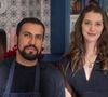 Joel (Ricardo Teodoro) não acredita na história que Otoniel lhe conta de como conheceu Francesca