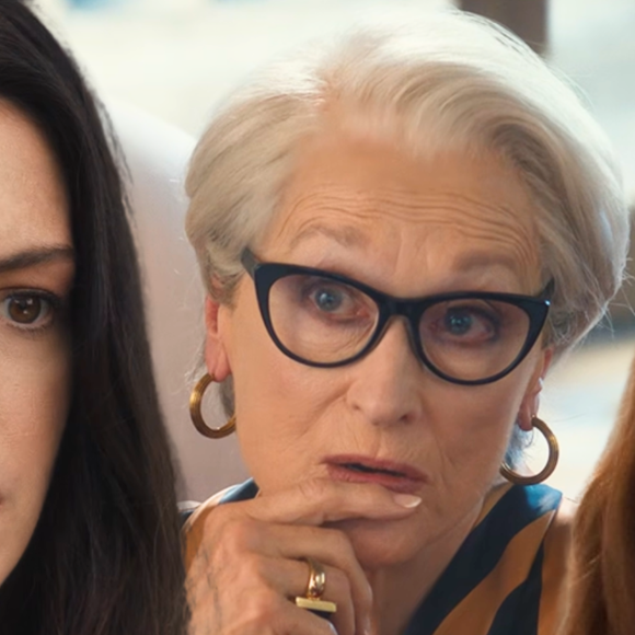Anne Hathaway revelou que estava emocionalmente desgastada após a intensa preparação para viver Fantine e sentiu dificuldade em corresponder à imagem de alegria absoluta esperada pelo público.