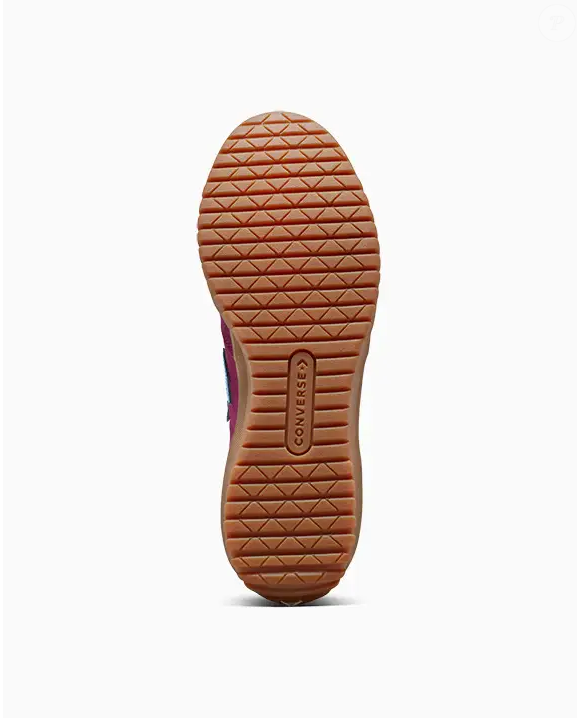 O Run Star Trainer resgata o DNA da Converse com leitura atual e cheia de personalidade