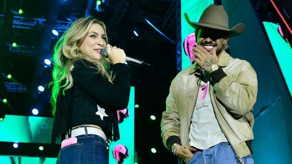Zé Felipe e Duda Bertelli cantam juntos na Festa do Peão de Barretos 2025 após ex de Virginia pegar carona com amiga de Ana Castela