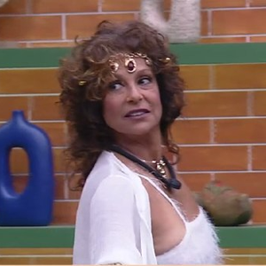 Giovanna Gold é uma das favoritas a vencer 'A Fazenda 18', segundo enquete UOL