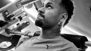 'Puro suco de ego': Neymar é detonado por foto na academia ao homenagear empresário morto em acidente de helicóptero com Rick
