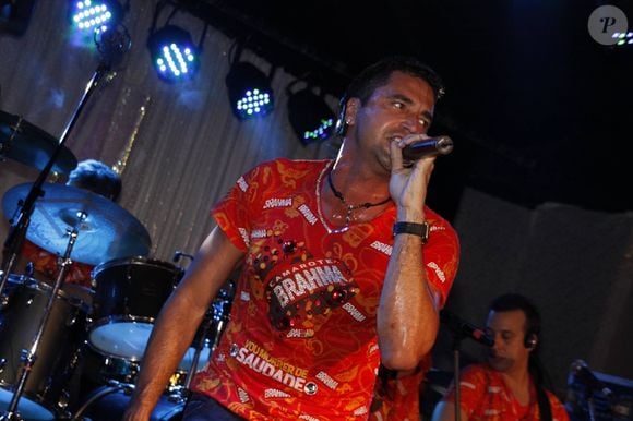 Latino: ‘Combinamos musicais e eles queriam que eu falasse de vidas alheias para dar ibope, não gostei porque não foi o combinado’