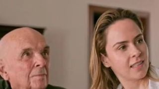 Com risco de expulsão do 'BBB 26', Ana Paula Renault chora ao revelar quase ter desistido do reality por saúde frágil do pai: 'No réveillon, praticamente morto'