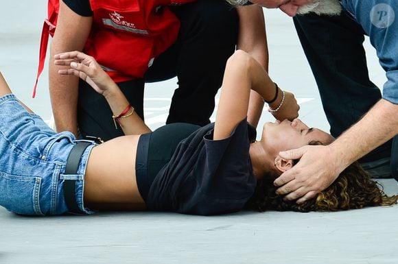 Rayssa Leal dobrou o joelho direito, que já havia lesionado há alguns dias