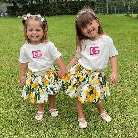 Roupas iguais para as filhas? Virginia Fonseca revelou que esse é um hábito que mantém com Maria Alice e Maria Flor, mesmo sabendo que muita gente acha brega