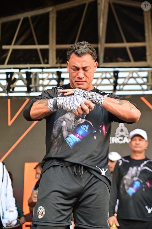 Popó Freitas é um dos maiores lutadores de boxe da história do Brasil