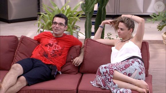 A saída de Alan do programa, após o agravamento da saúde do pai, acabou criando o paredão falso mais famoso da história do reality