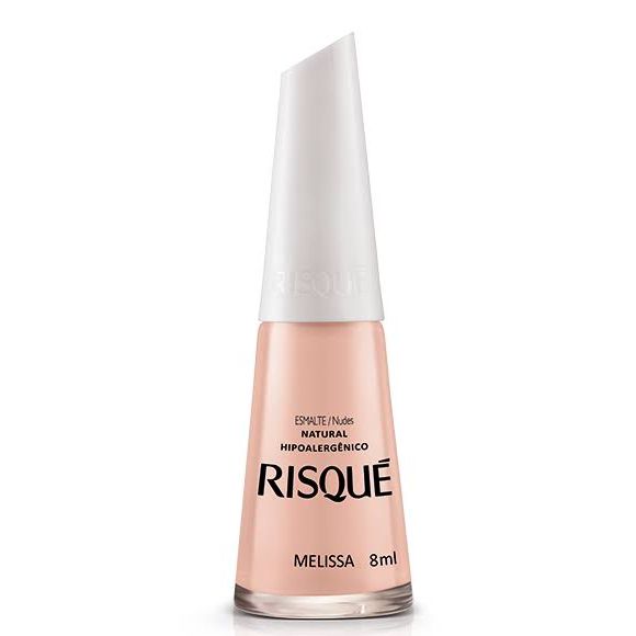 Com acabamento nude natural e secagem rápida, o Risqué Melissa é uma opção elegante para quem deseja reproduzir o estilo clássico e atemporal associado à realeza
