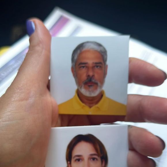 Entre os cliques escolhidos por Natasha Dantas estão fotos em viagens e até cliques 3x4