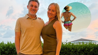 Angélica abre álbum de viagem romântica com Luciano Huck e foto sexy na praia impressiona: 'Que vista'. Veja!