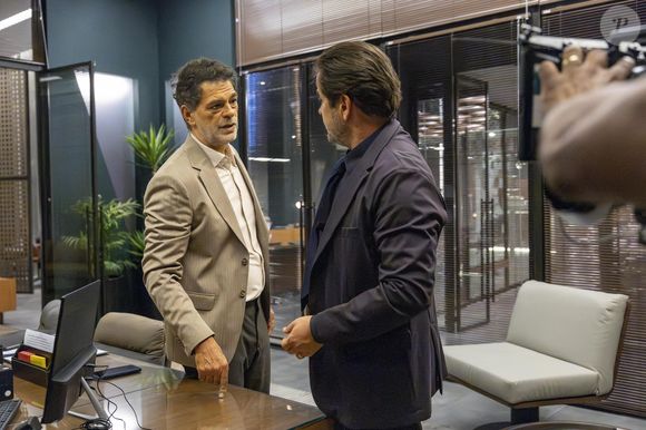 Rogério e Ferette têm briga séria na novela Três Graças