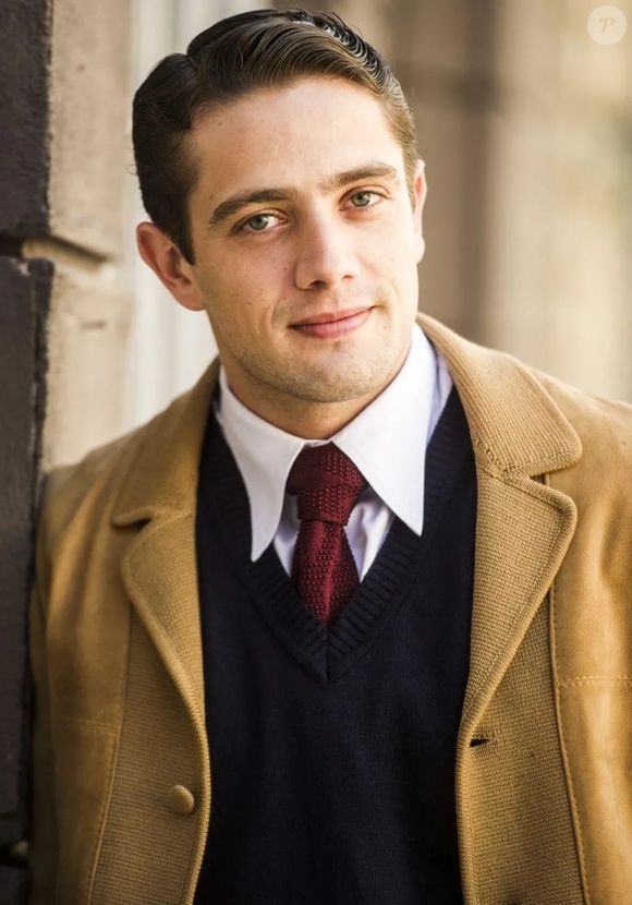 Um ano depois, em 2013, Rafael Cardoso participou do elenco da novela 'Joia Rara'