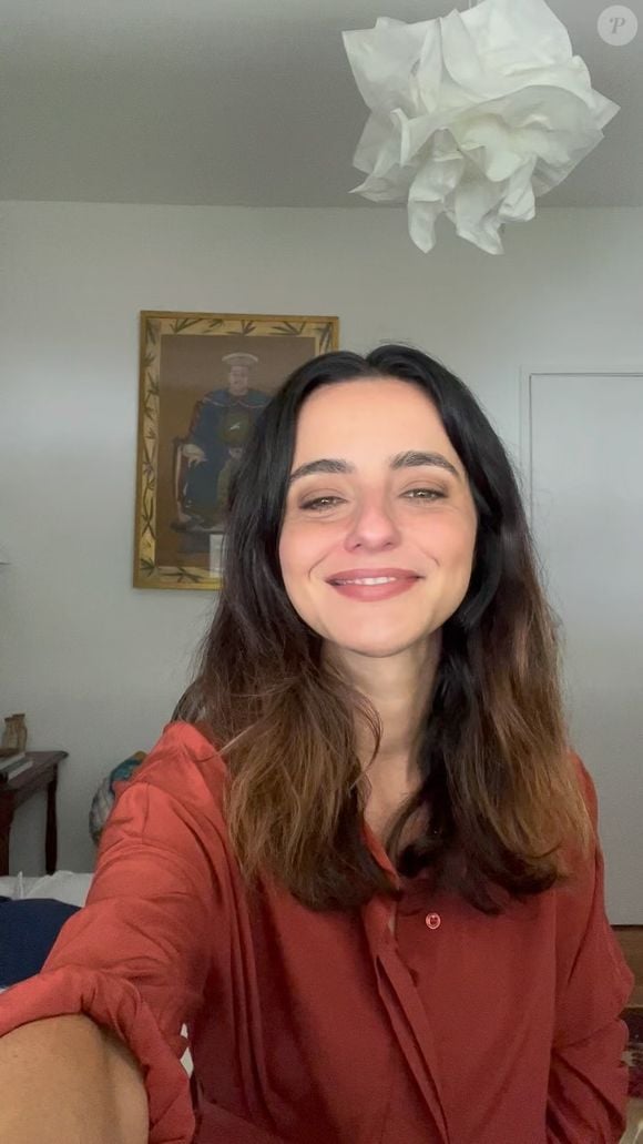 Julia Stockler também passou por uma situação delicada por conta da aparência, tema que permeia sua personagem na novela 'Beleza Fatal'