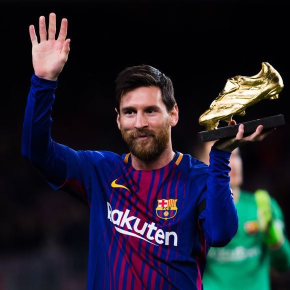 Lionel Messi também enfrentou rumores de que poderia ter feito procedimentos estéticos