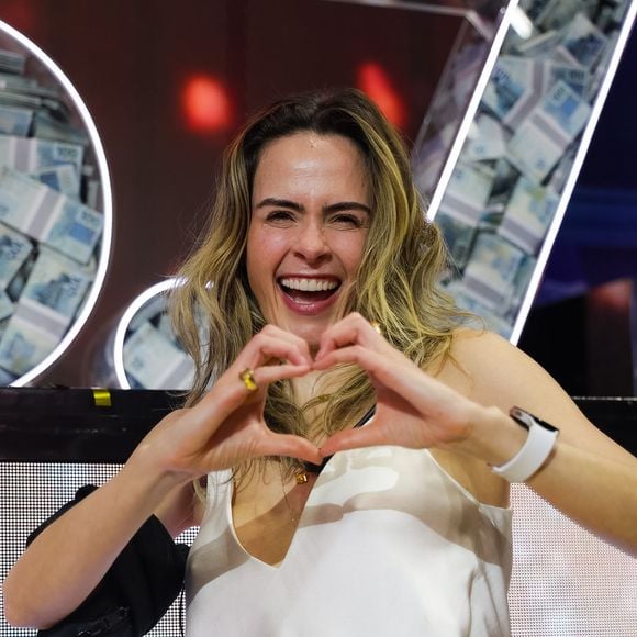 Ana Paula Renault, campeã do 'BBB 26', não participou do reencontro com ex-participantes após rotina intensa de compromissos
