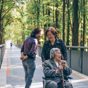 As mudanças físicas: As dores, limitações e a falta de energia afetam, também, o aspecto emocional dos idosos