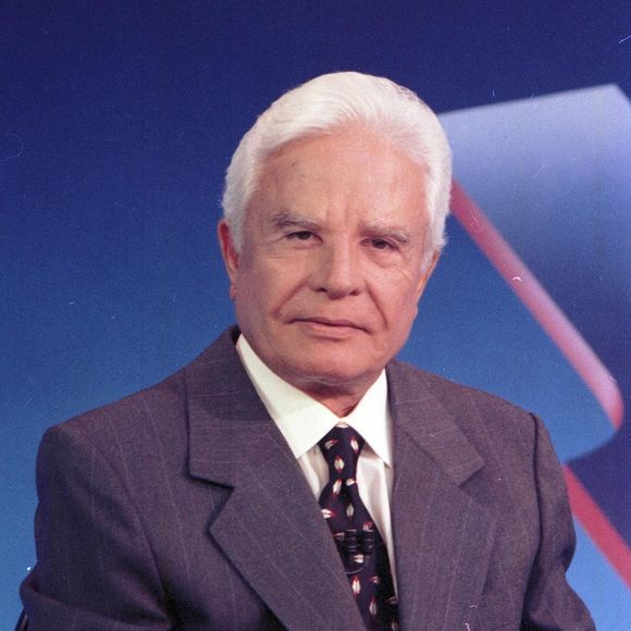 Entre lágrimas e aplausos: o adeus de William Bonner ecoa a despedida inesquecível de Cid Moreira em 1996