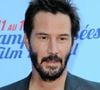 Keanu Reeves revelou em entrevista que sua visão sobre dinheiro e sucesso é bem simples, e que eles não moldam sua vida
