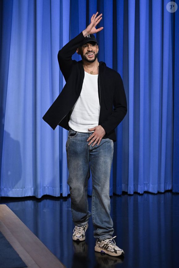 Bad Bunny no Super Bowl: a NFL banca todo o valor da produção do espetáculo, que pode chegar a 15 milhões de dólares (quase R$ 79 milhões)