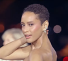 Taís Araujo participou de mais uma edição do Le Défilé, da L’Oréal Paris, em Paris, ao lado de Anitta, Liniker e Bella Campos. A atriz integra o grupo de brasileiras reunidas pela primeira vez na mesma passarela do evento. Segundo a psicóloga Leticia Martín Enjuto, a aparência pode influenciar a primeira impressão, mas conhecer alguém exige ir além das roupas, dos acessórios e da postura corporal