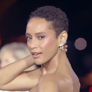 Taís Araujo participou de mais uma edição do Le Défilé, da L’Oréal Paris, em Paris, ao lado de Anitta, Liniker e Bella Campos. A atriz integra o grupo de brasileiras reunidas pela primeira vez na mesma passarela do evento. Segundo a psicóloga Leticia Martín Enjuto, a aparência pode influenciar a primeira impressão, mas conhecer alguém exige ir além das roupas, dos acessórios e da postura corporal