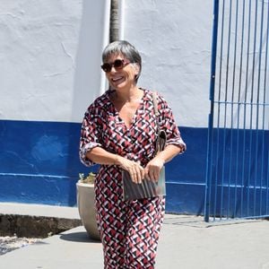 Gloria Pires processada: Denise ganhou a indenização com base em horas extras, adicional noturno, horários de almoço não tirados e outros direitos trabalhistas não pagos